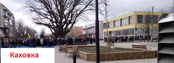Стоп-кадр. Хорошо видны гвардейцы, которые контролируют обстановку. 