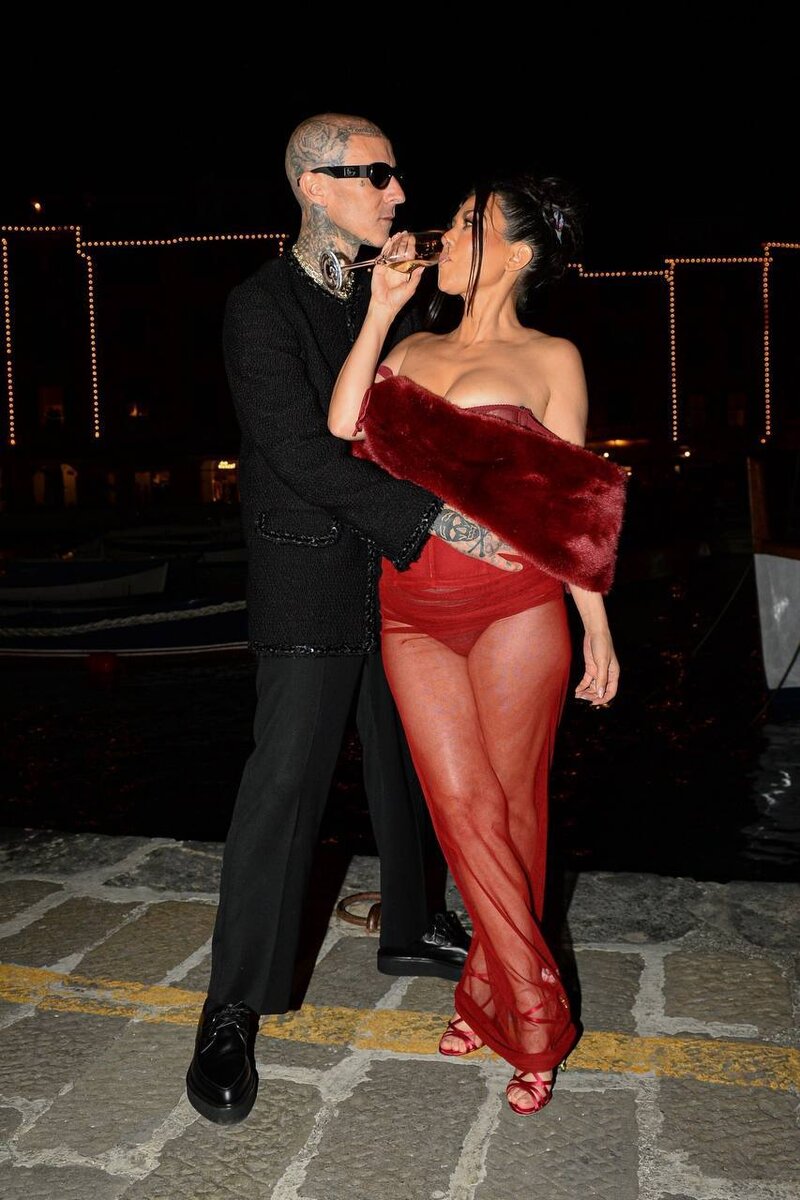 Кортни Кардашьян и Трэвис Баркер