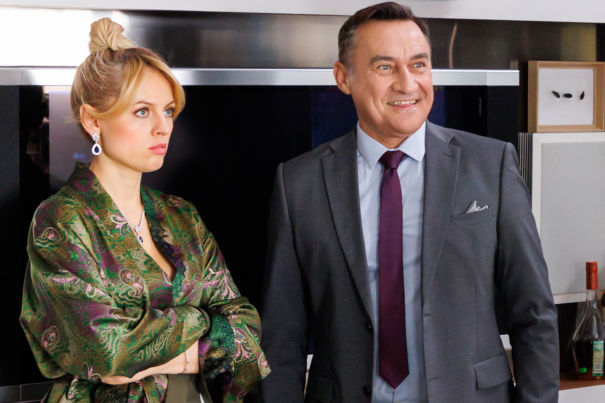 Камиль Ларин и Янина Студилина в сериале «Кибер Иван» / Фото: Пресс-служба СТС