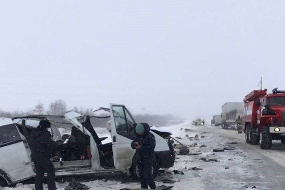     Больше других в аварии пострадал пассажирский автобус. Фото: ТК главы Бузулука Владимира Пескова