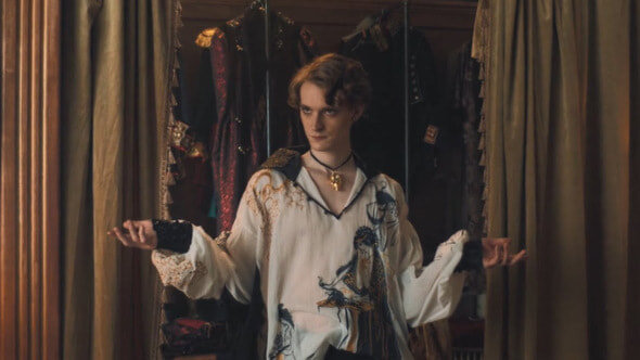    Кадр из сериала «Карамора», 2022