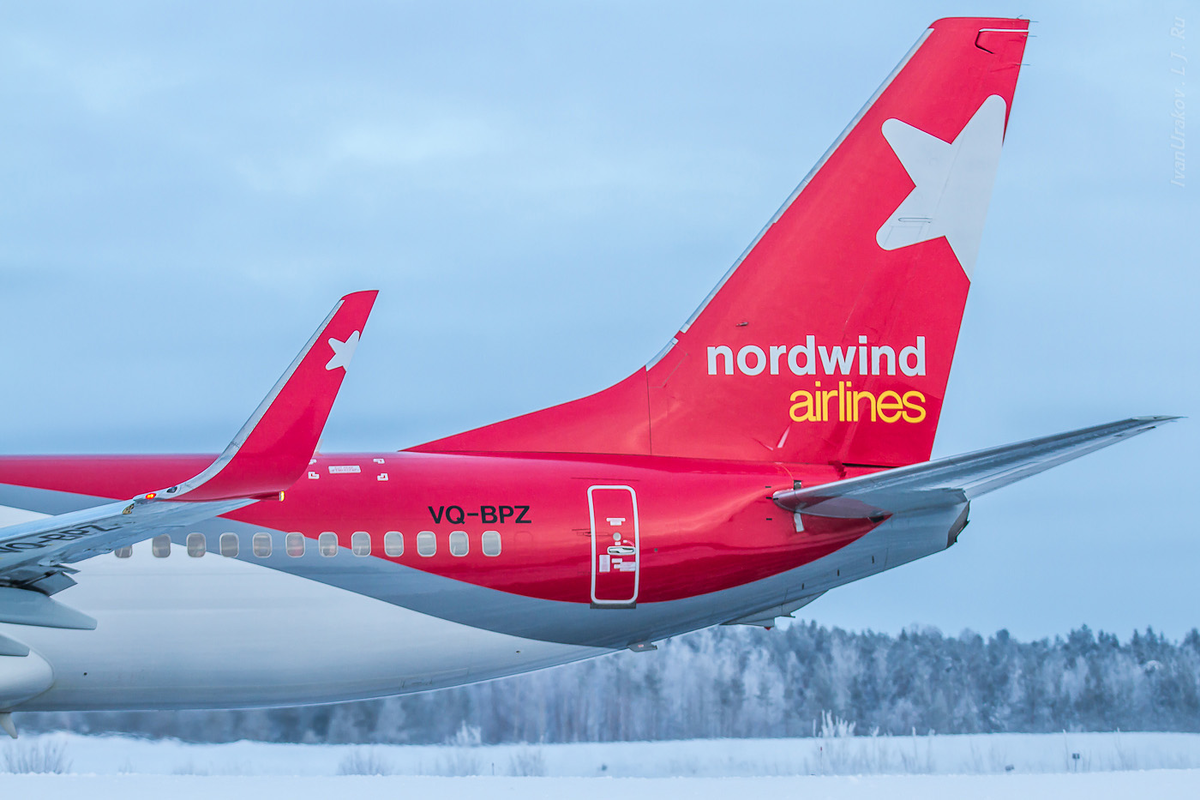 Норд вингс купить авиабилеты. Боинг 737 Норд Винд. 737-800 Норд Винд. Авиакомпания Nordwind Airlines самолеты. Боинг 737 ред Вингс.