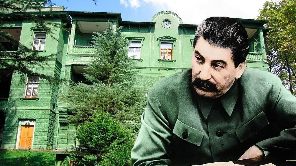 Дача сталина «пузановка» (сочи). Сталин сочи. Дача сталина сочи внутри восковая фигура сталина. Дом музей дача сталина в сочи. Иосиф виссарионович сталин дача.