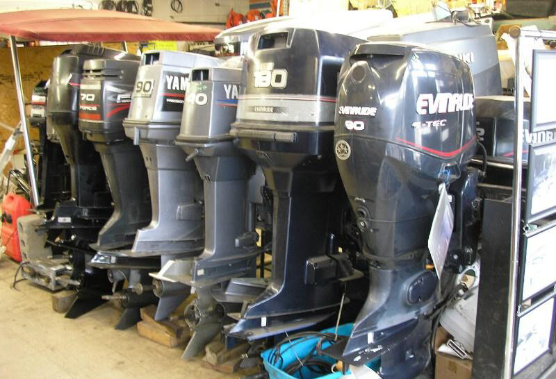 Продажа лодочных моторов Б/У