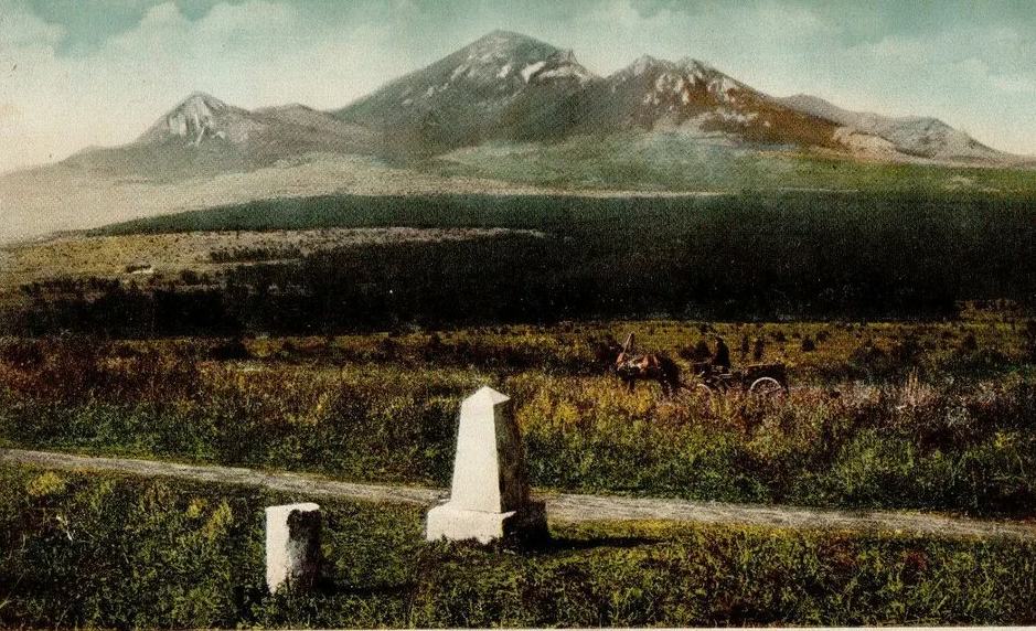 Вид на Бештау с места дуэли Лермонтова, ок. 1910 года
