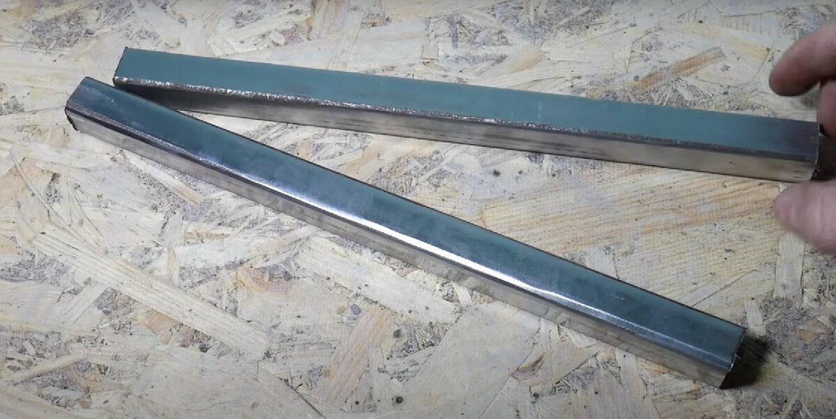      Квадратная труба.