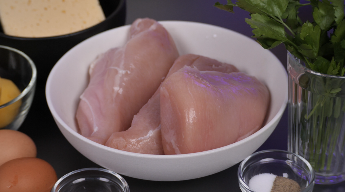 Листайте вправо 