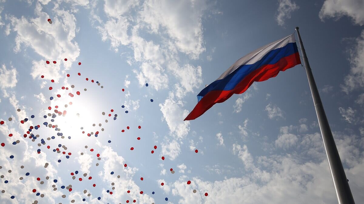    Празднование Дня Государственного флага РФ в Краснодаре© РИА Новости / Виталий Тимкив