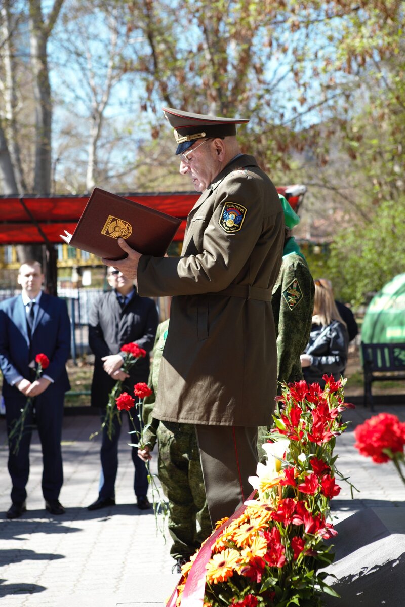 В Ереване отметили 110-летие легендарного летчика, уроженца города Шуши, дважды Героя Советского Союза Нельсона Степаняна. Фоторепортаж
