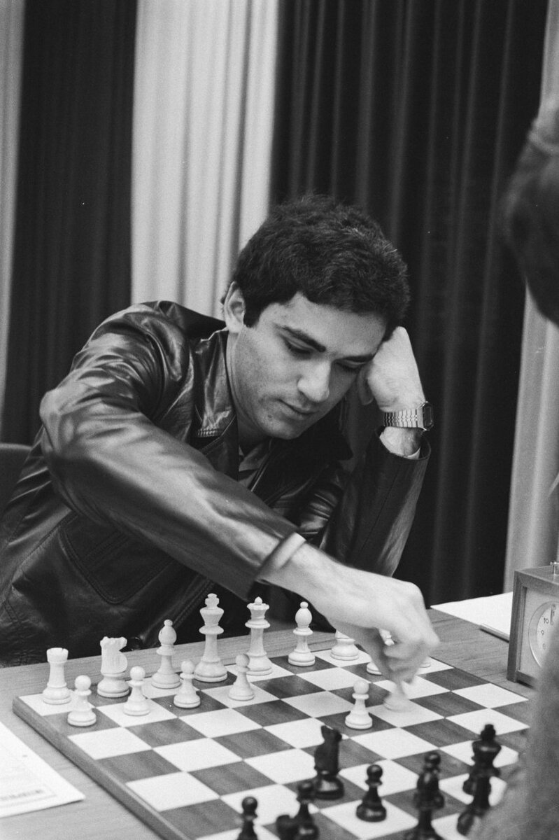 Гарри Каспаров 13 й чемпион мира
