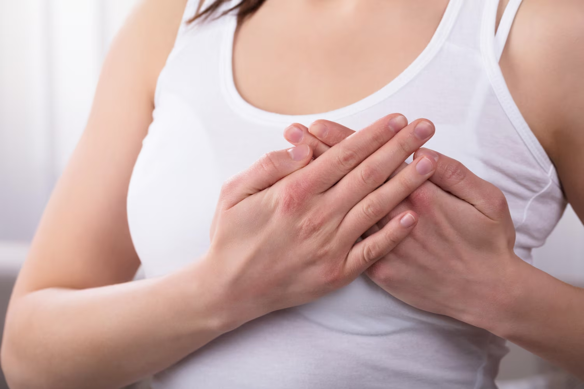 Проблемы женской груди: чем опасна мастопатия и как ее вовремя выявить?  Объясняет врач | О здоровье: с медицинского на русский | Дзен