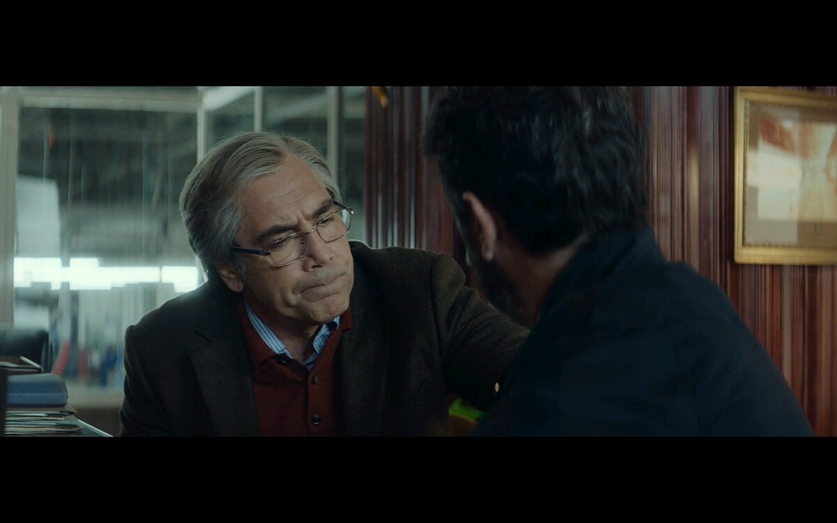 Обзор фильма "Самый лучший босс", комедия, в главной роли Хавьер Бардем