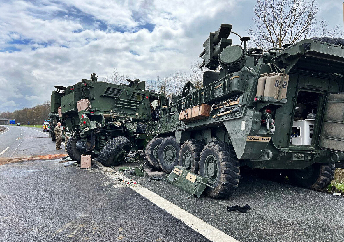 В Германии в дорожную аварию попали новейший ЗРПК M-SHORAD и MRAP MaxxPro,  врезавшись в друг друга | OVERCLOCKERS.RU | Дзен