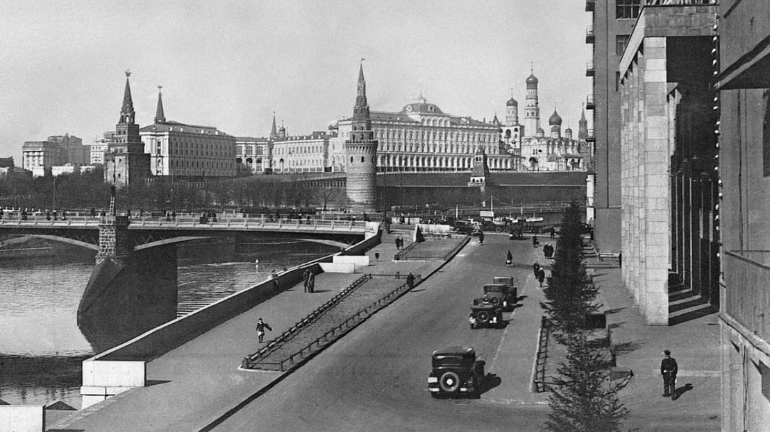 На фото: Москва в 1943 году 