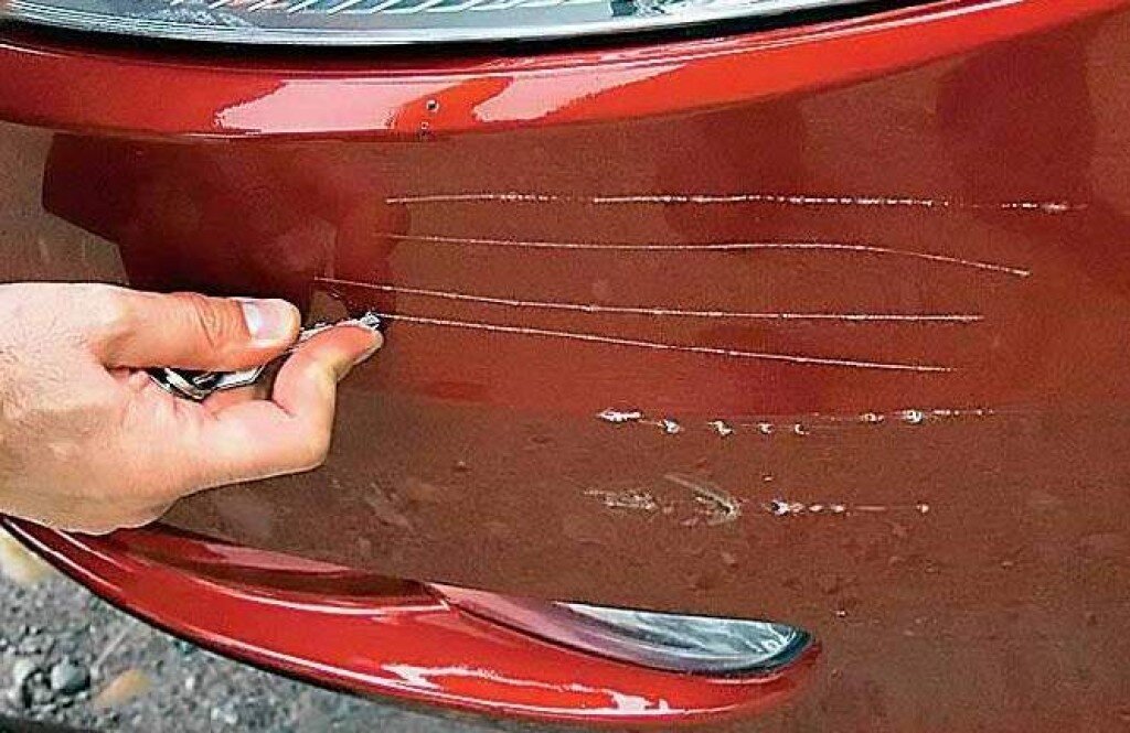 Треснула краска на кузове автомобиля