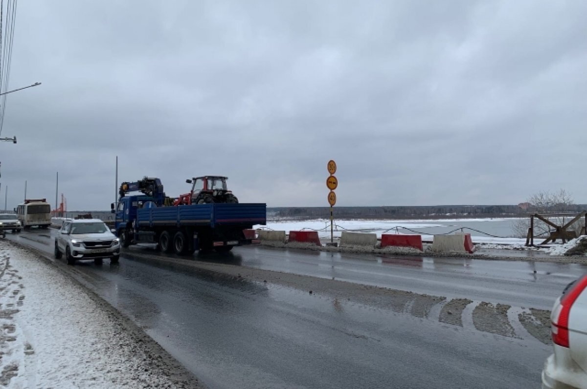    В Томске запретят проезд для части автомобилей на Коммунальном мосту