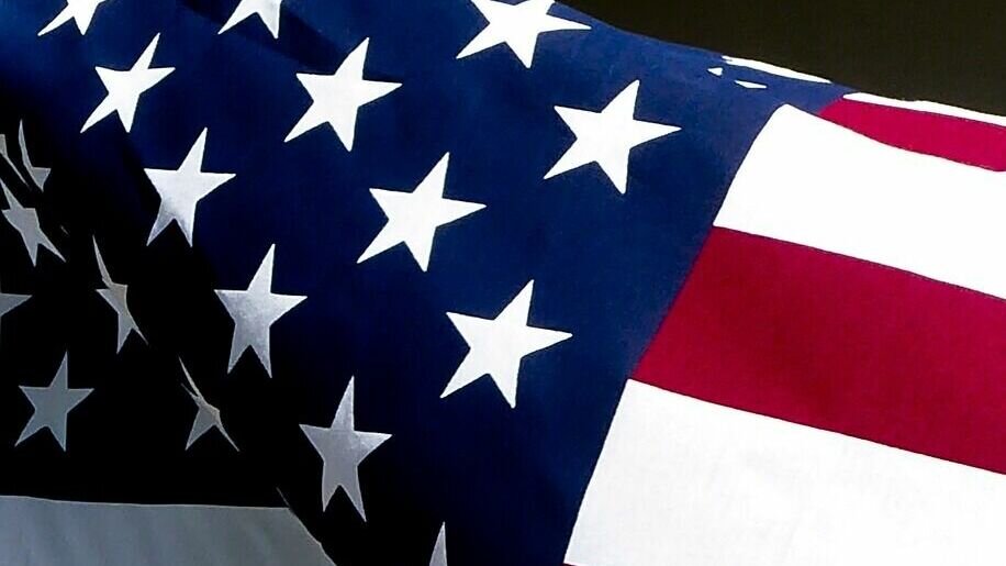     США ведут переговоры со странами-партнерами о включении в вероятный обмен находящихся там граждан РФ.