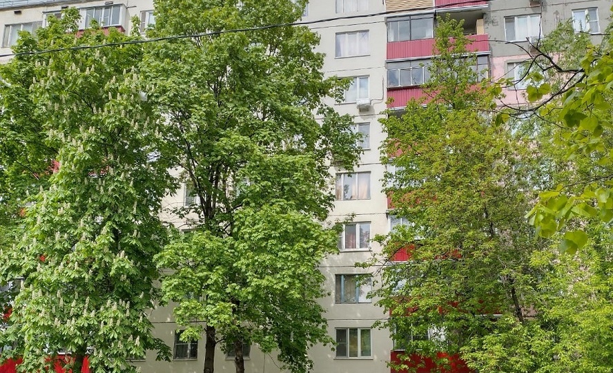 Почему перестали утеплять старые панельные дома