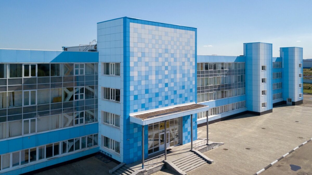     В декабре 2022 года Серпуховский лифтостроительный завод возобновил работу и выпуск лифтов для Фонда капитального ремонта и новых жилых домов. Инвестиции в размере более 2 млрд рублей предоставила ГК «Садовое кольцо».