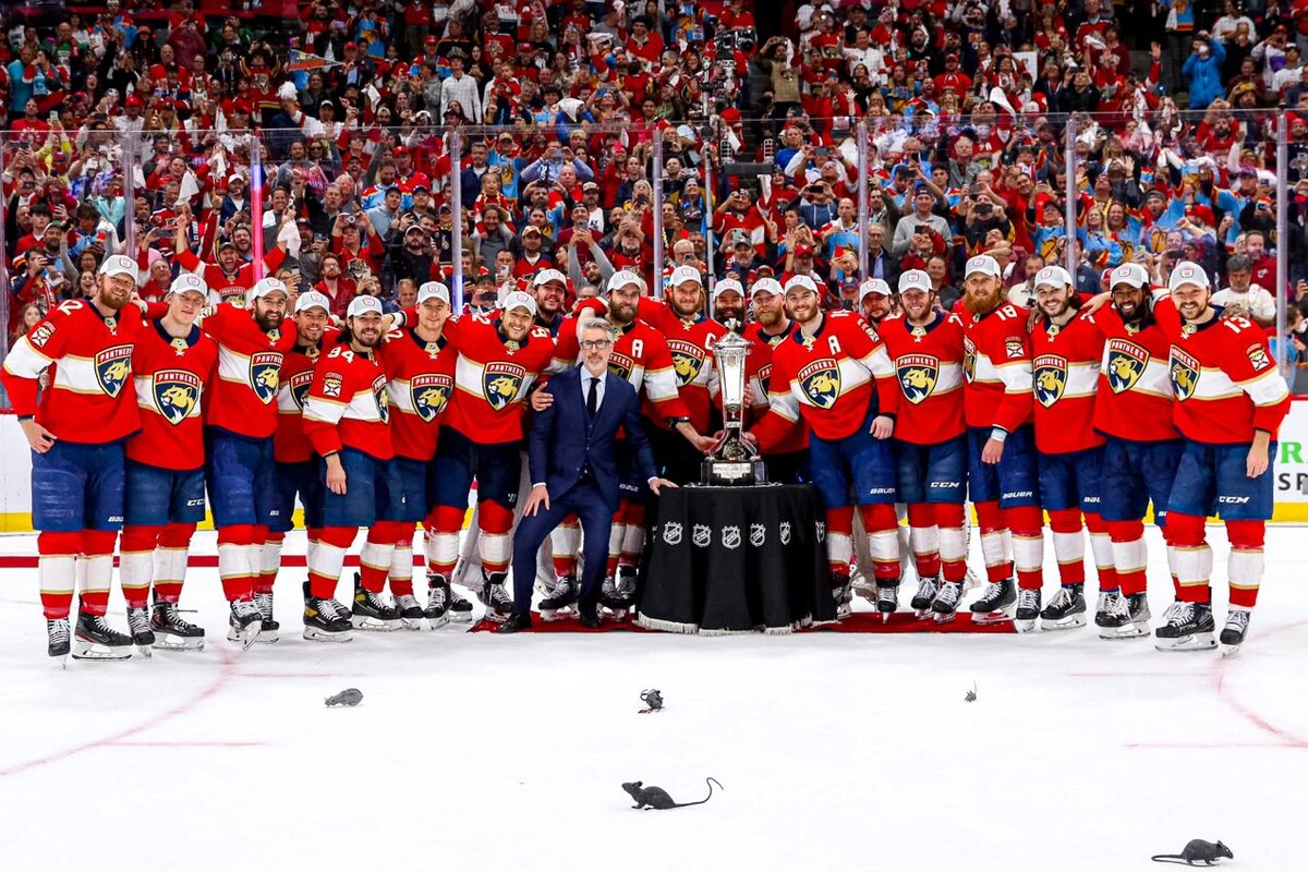 Флорида после победы в финале Востока с кубком Принца Уэльского