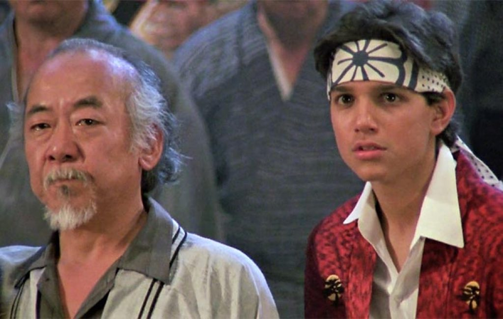 Кадр из фильма "Каратэ-пацан" / "Малыш-каратист" (1984)