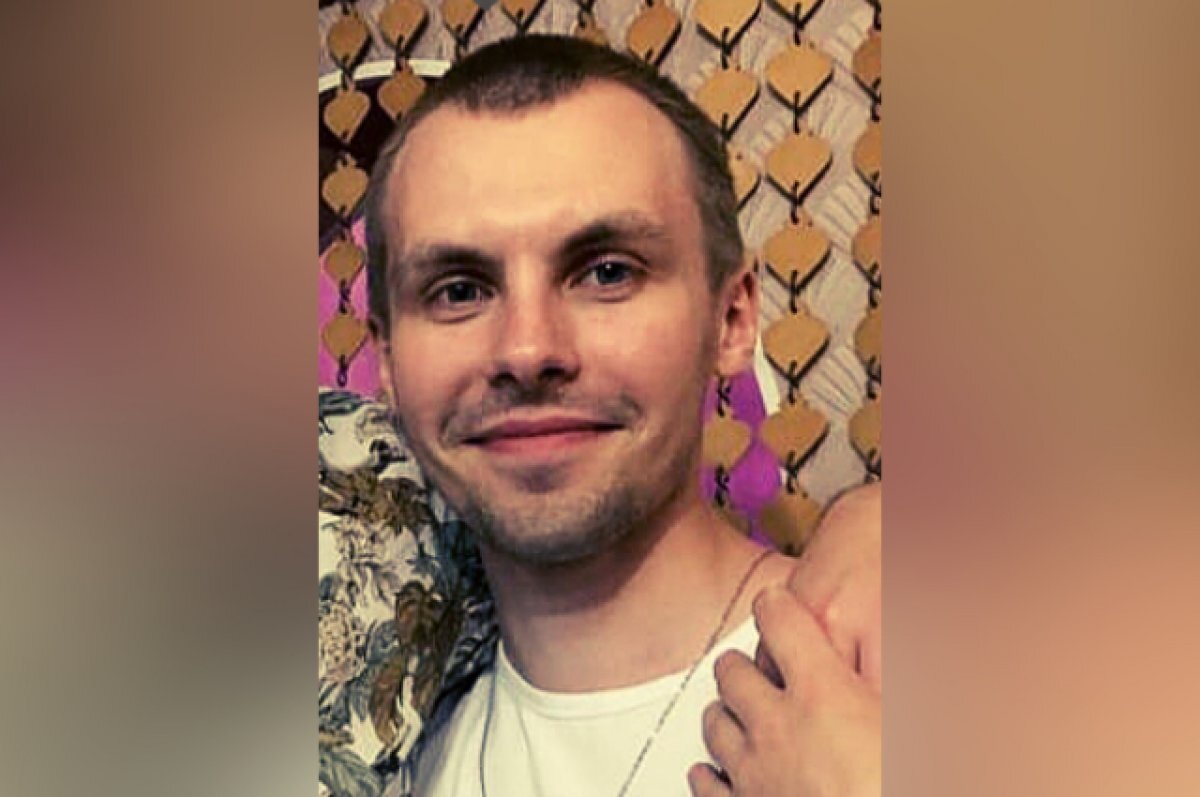    В Новосибирске пропал 22-летний парень в фиолетовой рубашке