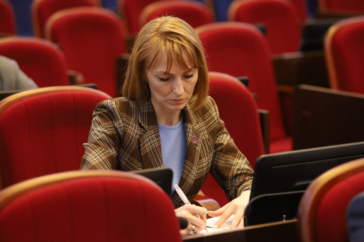 депутат ЗСК Светлана Ангальт - 18 внеочередная сессия