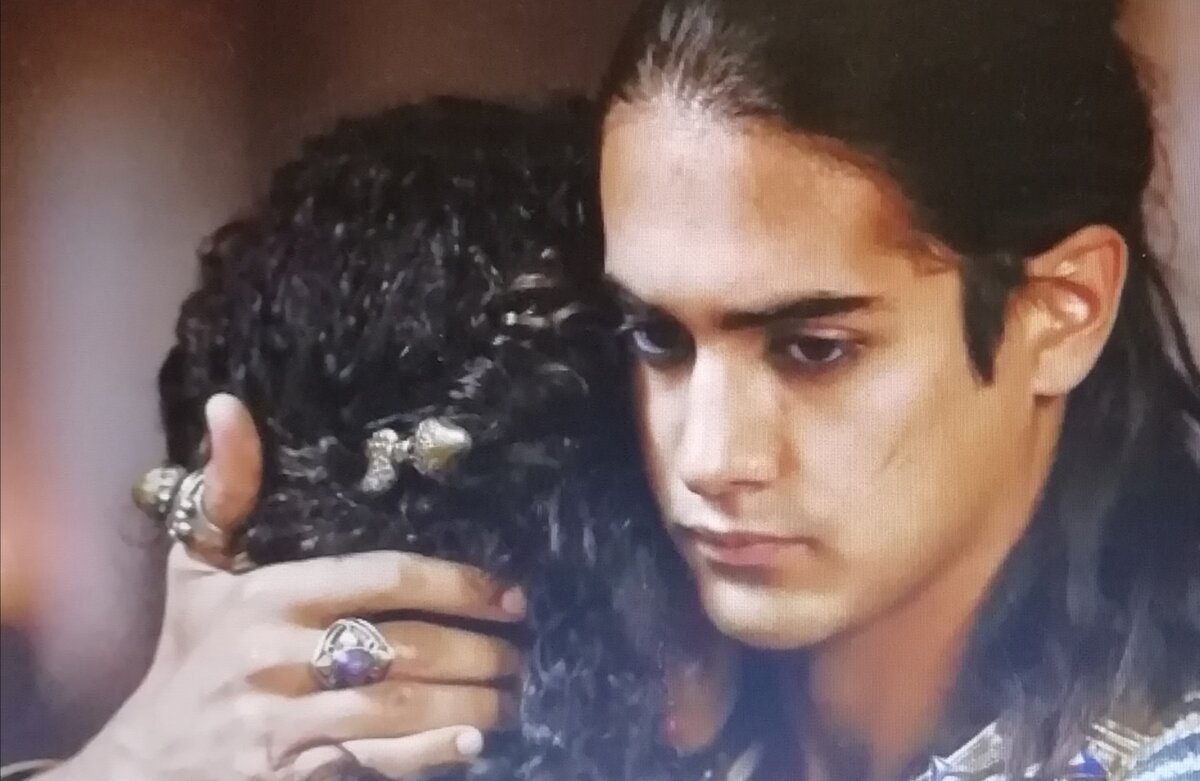 Амир встретился с Зарой