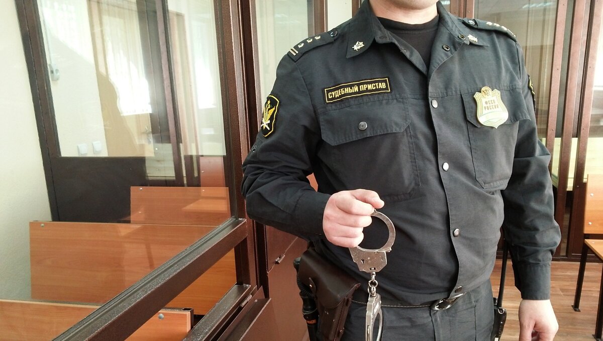     Организатора группировки уже отправили в колонию.