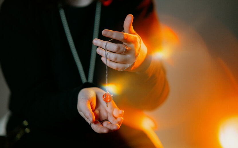    Гороскоп на день: 17 июня Стрельцам стоит выехать на природу, а Весы могут встретить любовь