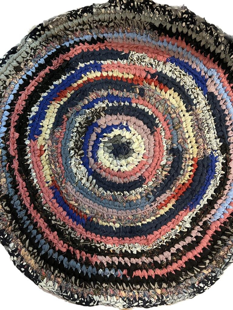 В составе палантины и летние блузы, футболки