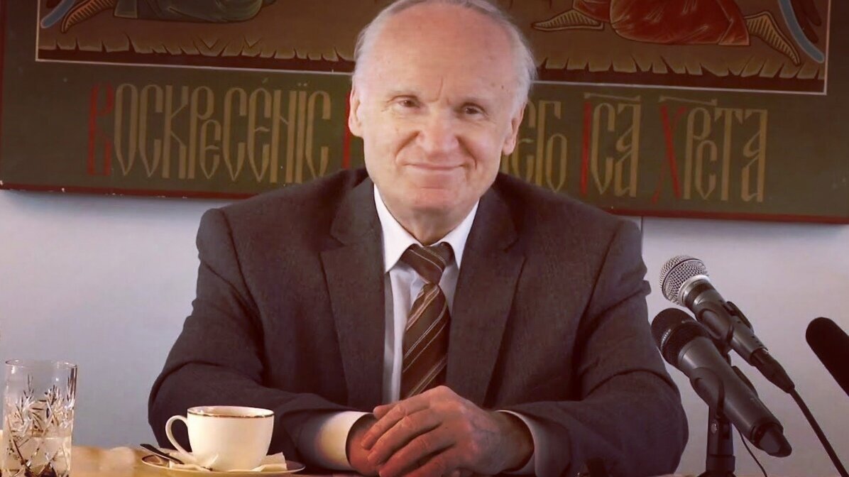 Алексей Ильич Осипов — учёный-богослов, педагог и публицист, доктор богословия, заслуженный профессор Московской духовной академии, апологет, проповедник, писатель, православный катехизатор.