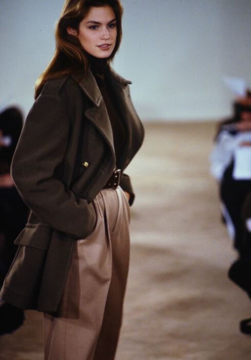 Сегодня день рождения моей любимой модели - Синди Кроуфорд. Хотела бы вспомнить самые значимые и красивые моменты карьеры женщины, которой я восхищаюсь с середины 90-х.-2