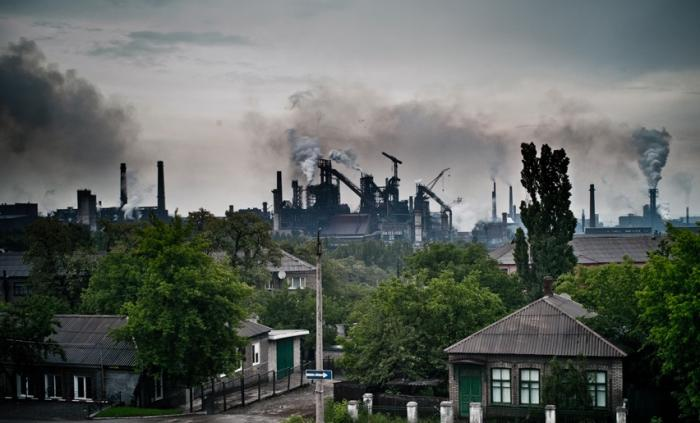 Предприятие «Енакиевский металлургический завод» (Фото: wikimapia.org)