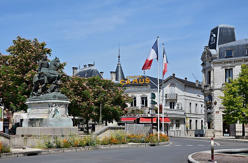 Partial view of Place François Ier, Cognac, Charente, France. 
JLPC