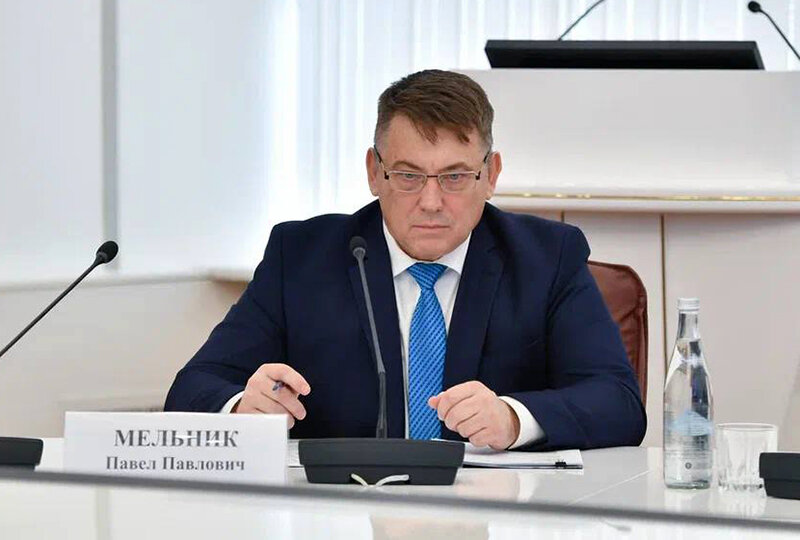    Павел Мельник