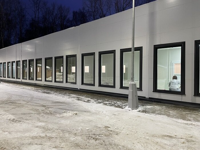 5 февраля 122 кошки Кожуховского приюта были благополучно перевезены в новый приют ТиНАО Малинки. Мы подробно осветили то, как проходил переезд. Но вопросы остались. Отвечаем на них 😊