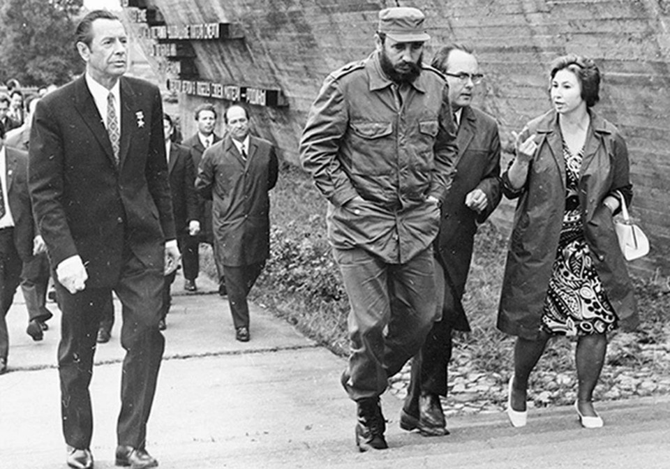     1972 год. Петр Машеров и Фидель Кастро в Хатыни Фото: narb.rb