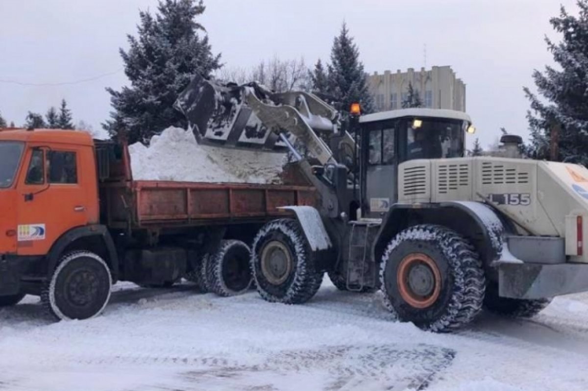    С улиц Пензы за сутки вывезли более 300 кубометров снега
