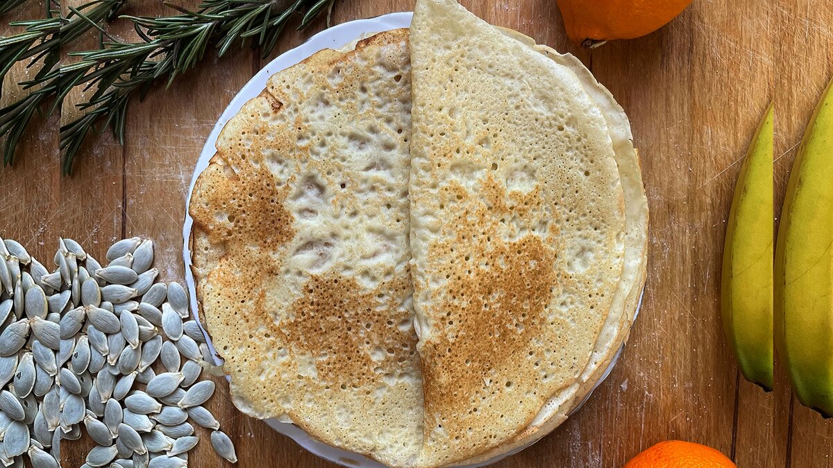 1 яйцо 2 ст муки. Блины на кокосовом молоке Безглютеновые. Блины на 1 яйце. Безглютеновые блины на кокосовом молоке в ресторане. Блин 1 штука