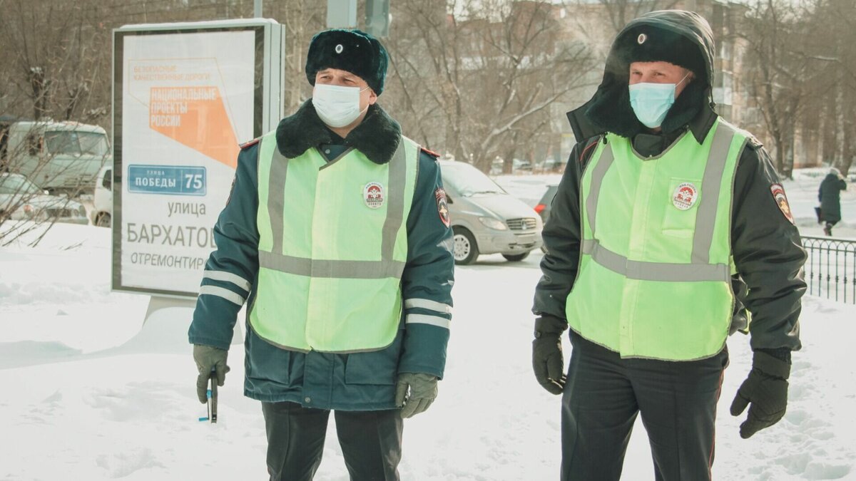     Наезд на автомобиль произошел 10 февраля в 3:30 утра на ул. Нефтезаводская.