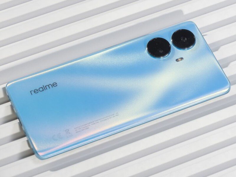    OnePlus и realme блокируют функцию связи в смартфонах, купленных в Китае