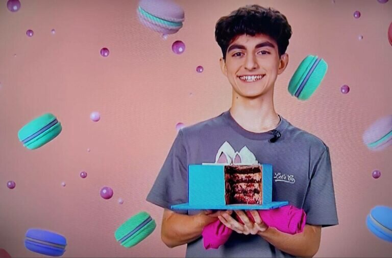    Ренат Агзамов на канале «Пятница» назвал крутым юного кондитера из Орска Инна Гизатулина