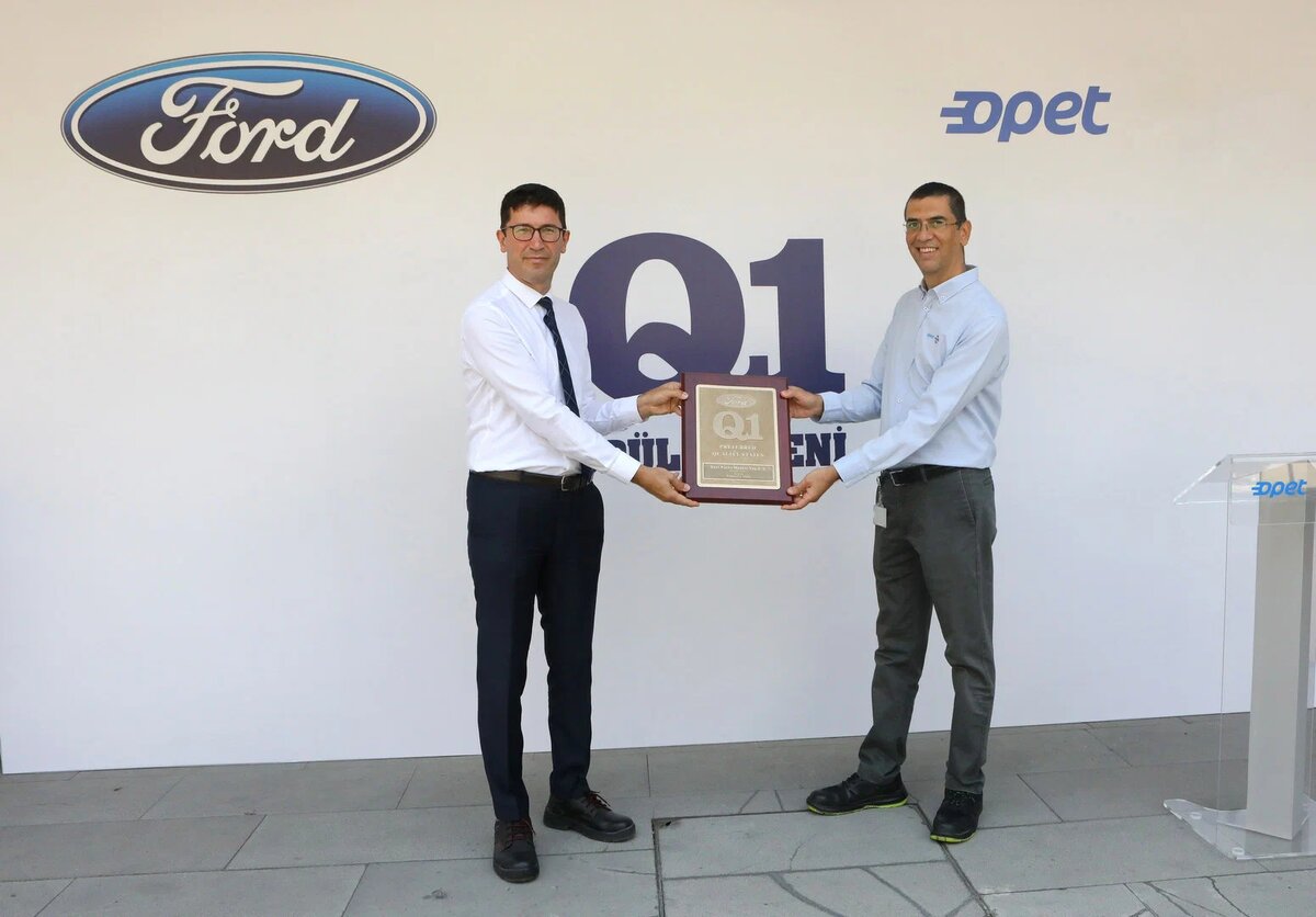 Подписание контракта между Opet и Ford в 2021 году