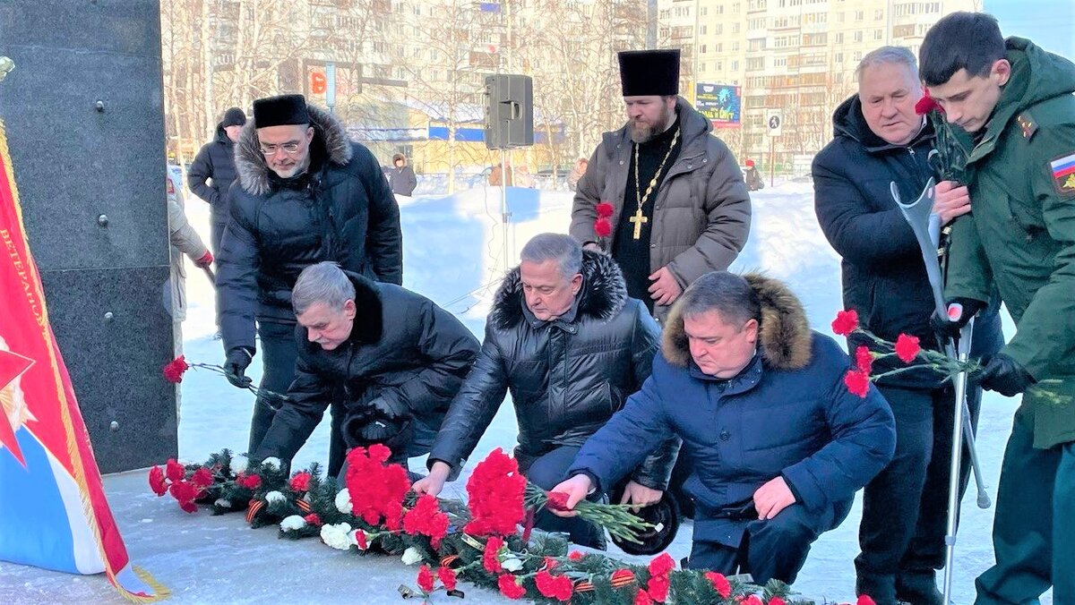    В Нижневартовске почтили память участников войны в Афганистане