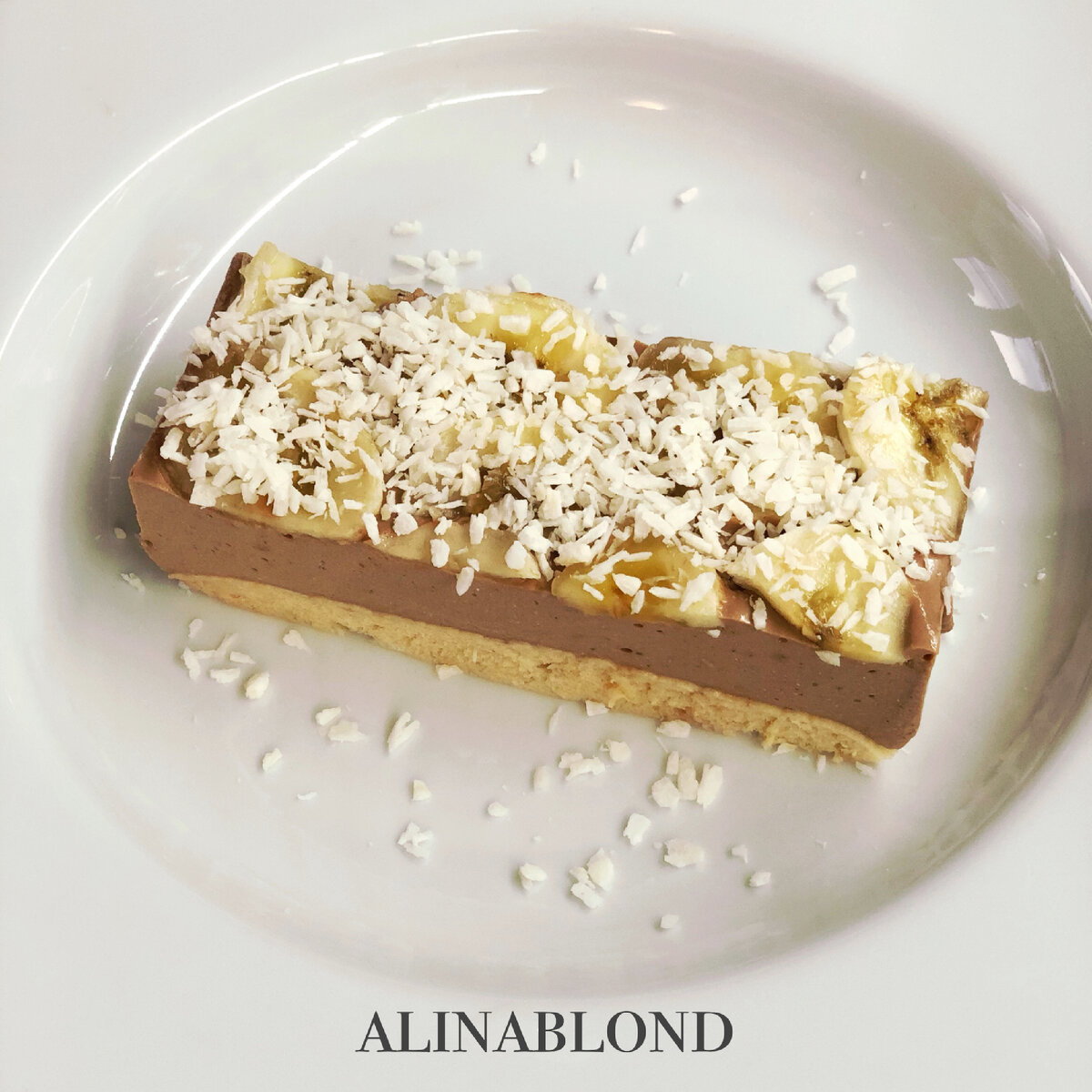 Кусочек неповторимого десерта.