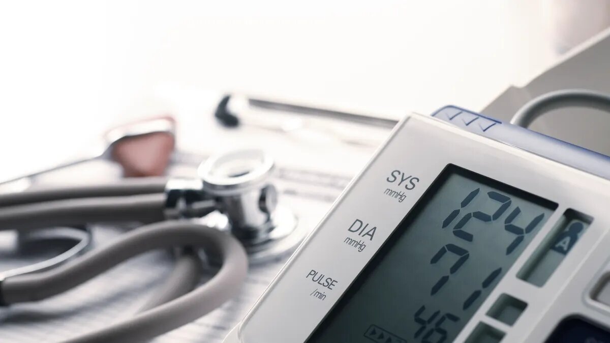 Давление важно отслеживать регулярно. Фото: pxhere.com