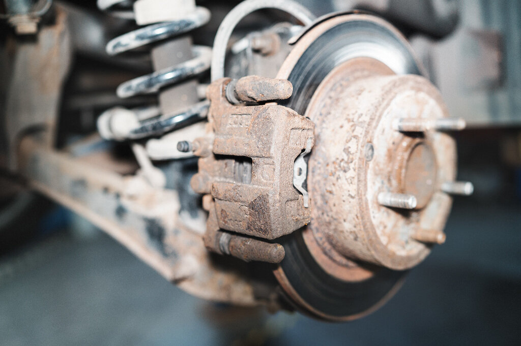 Задний тормозной суппорт Додж Калибр