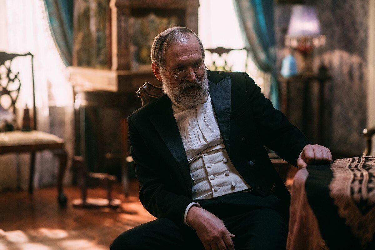 Актер Добронравов становится "всеядным". - снимается во всех фильмах без разбора (личное мнение автора). Фото Яндекс.Картинки. 