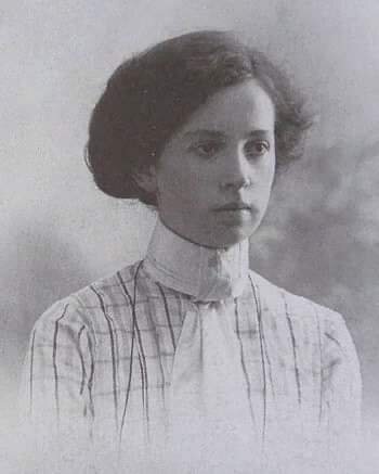 Антонина Софронова. 1910 год. Орел.